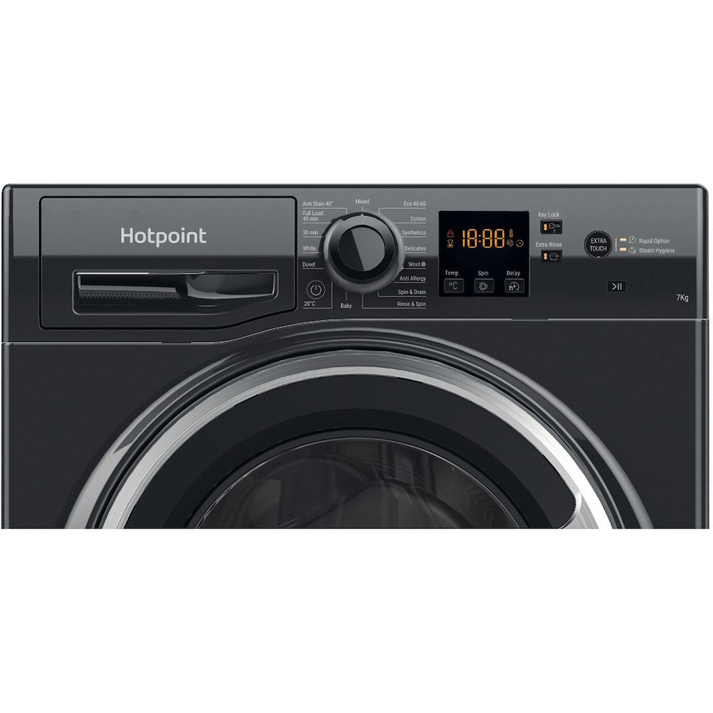 Hotpoint freestanding front loading washing machine: 7kg