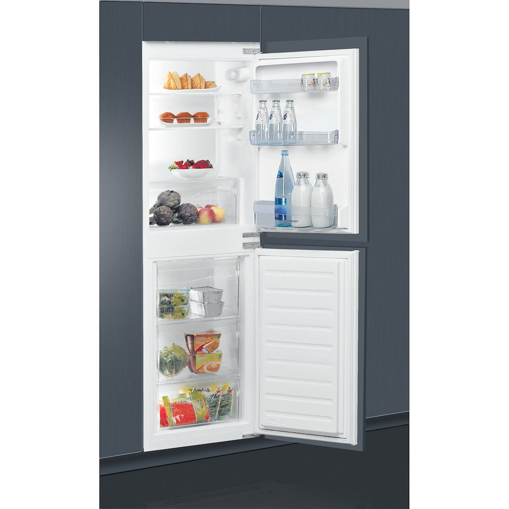 Built in fridge freezer