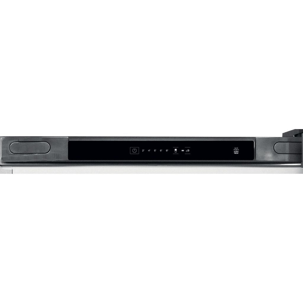 Hotpoint freestanding fridge freezer: frost free