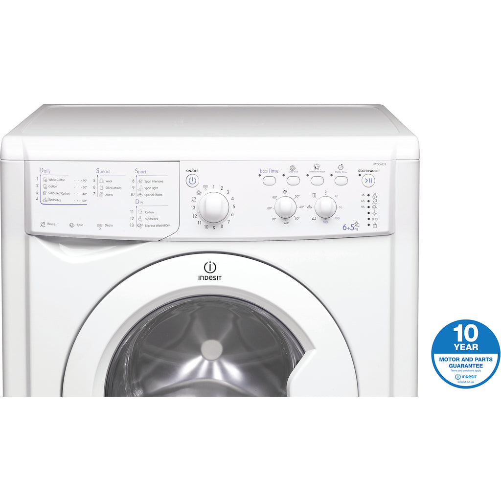 Freestanding washer dryer: 6kg