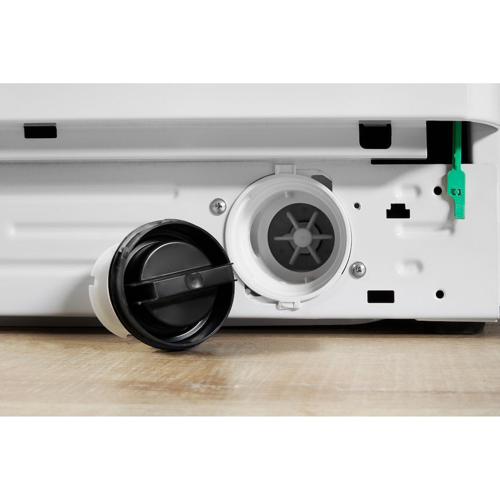 Freestanding washer dryer: 7kg