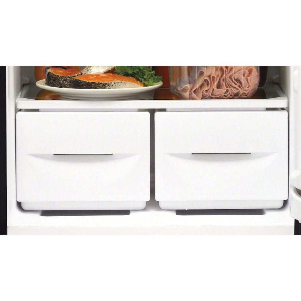 Freestanding fridge freezer