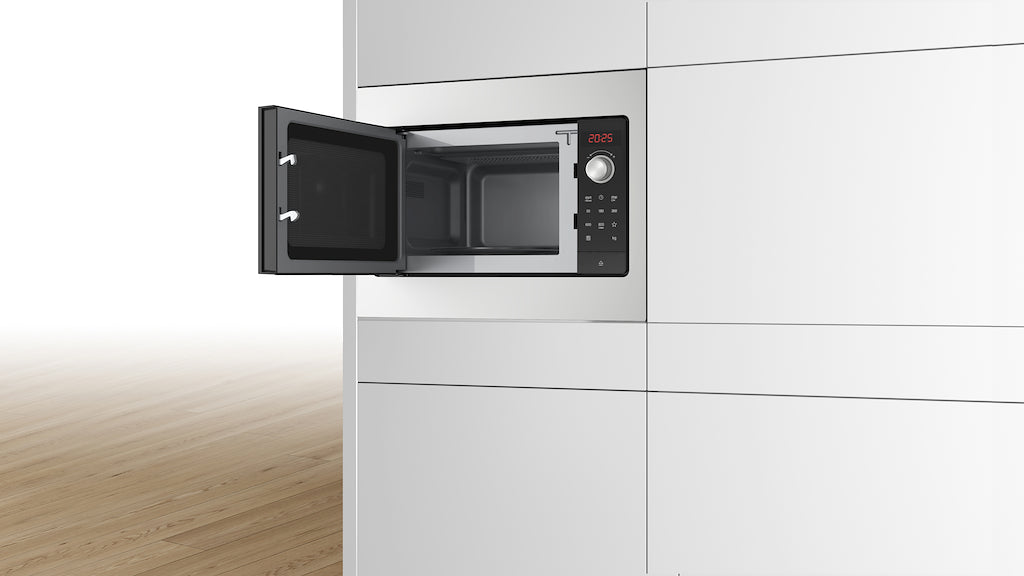 BFL523MS3B, Built-in microwave oven