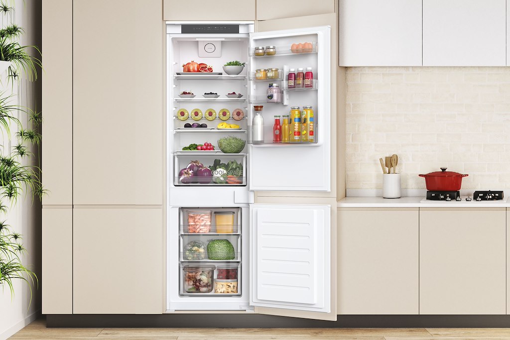 Hoover HFLF3518EW Built-In Fridge Freezer