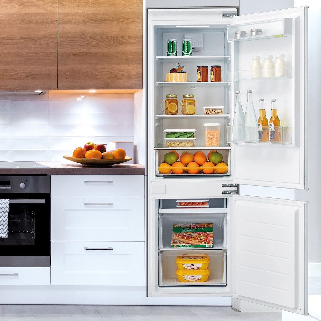 55cm 50/50 Built In Total No Frost Fridge Freezer