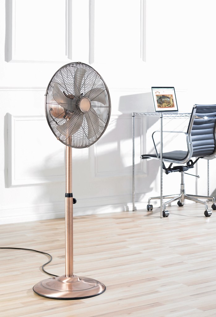 Daewoo COL1488GE 16 Inch Pedestal 

Fan Chrome