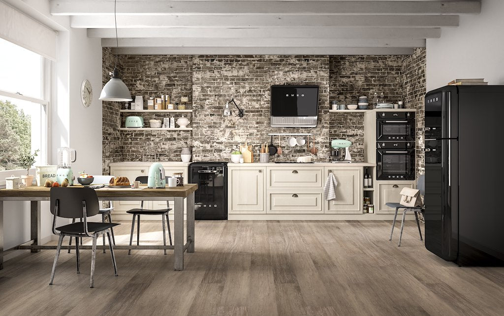 Smeg KFAB75BL 75cm 50s Style Retro Angled Hood, Black