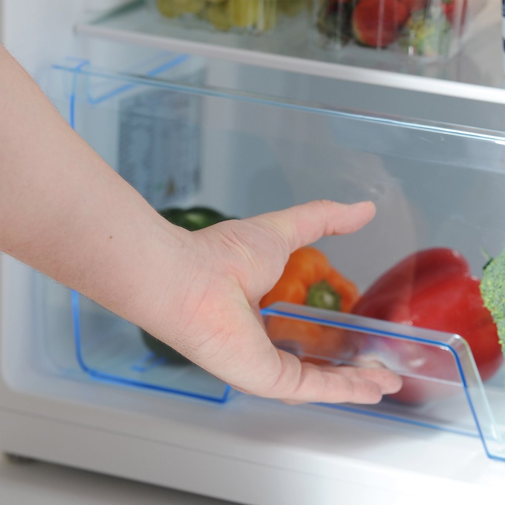 Statesman L255W 55cm Undercounter Larder Fridge