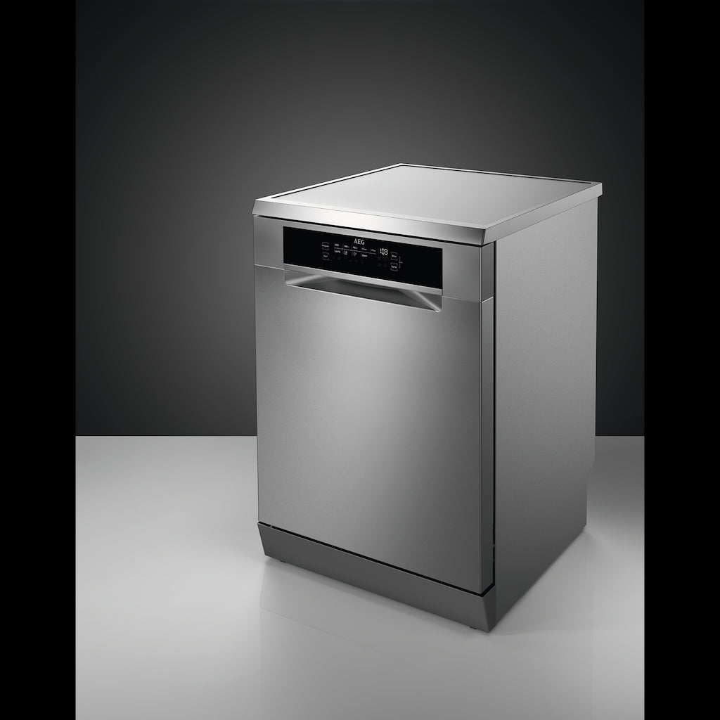 AEG FFB83707PM 8000 SprayZone Freestanding Dishwasher with AirDry Technology + 15 Place Settings