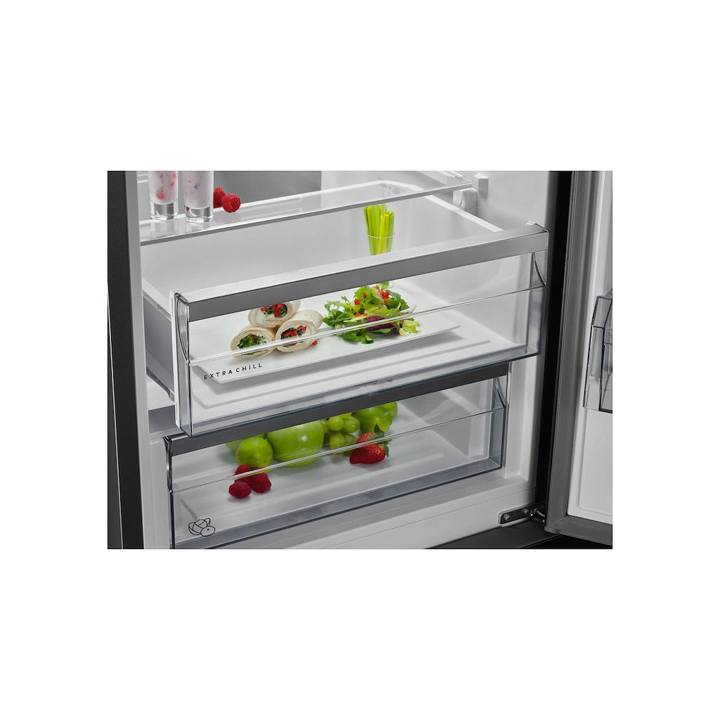 AEG RCB732E7MG Freestanding Frost Free Fridge Freezer