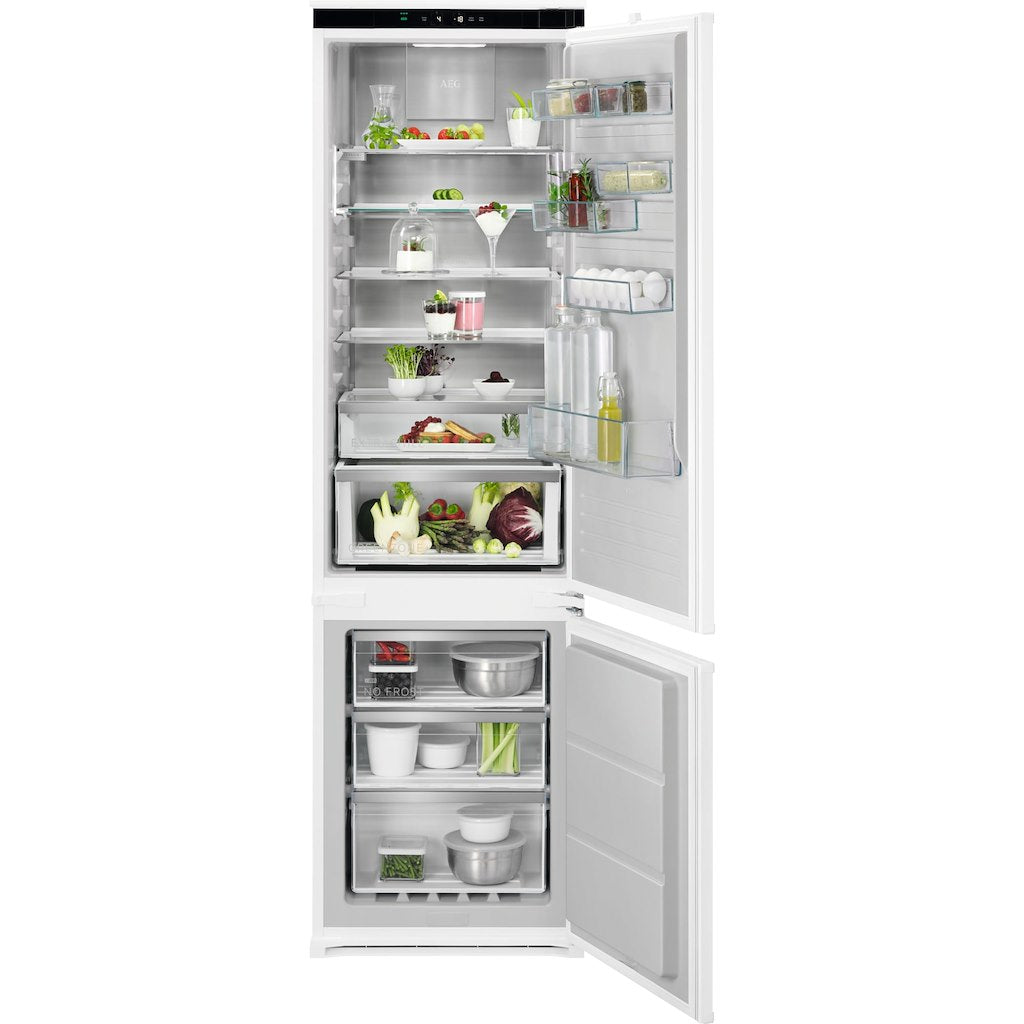 AEG NSC8M191DS 8000 Series Built-In NoFrost Fridge Freezer