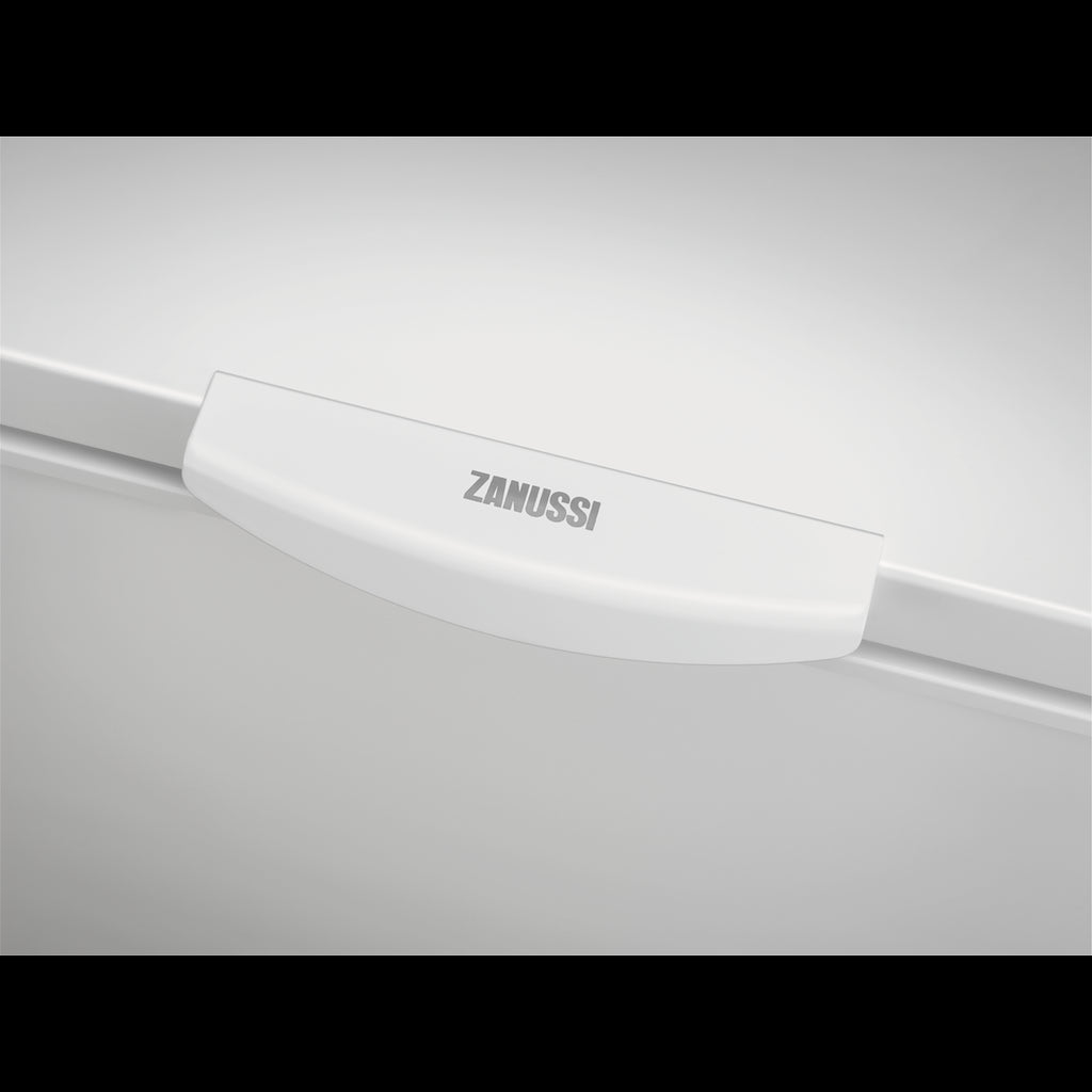 Zanussi ZCAN26FW1 Chest Freezer