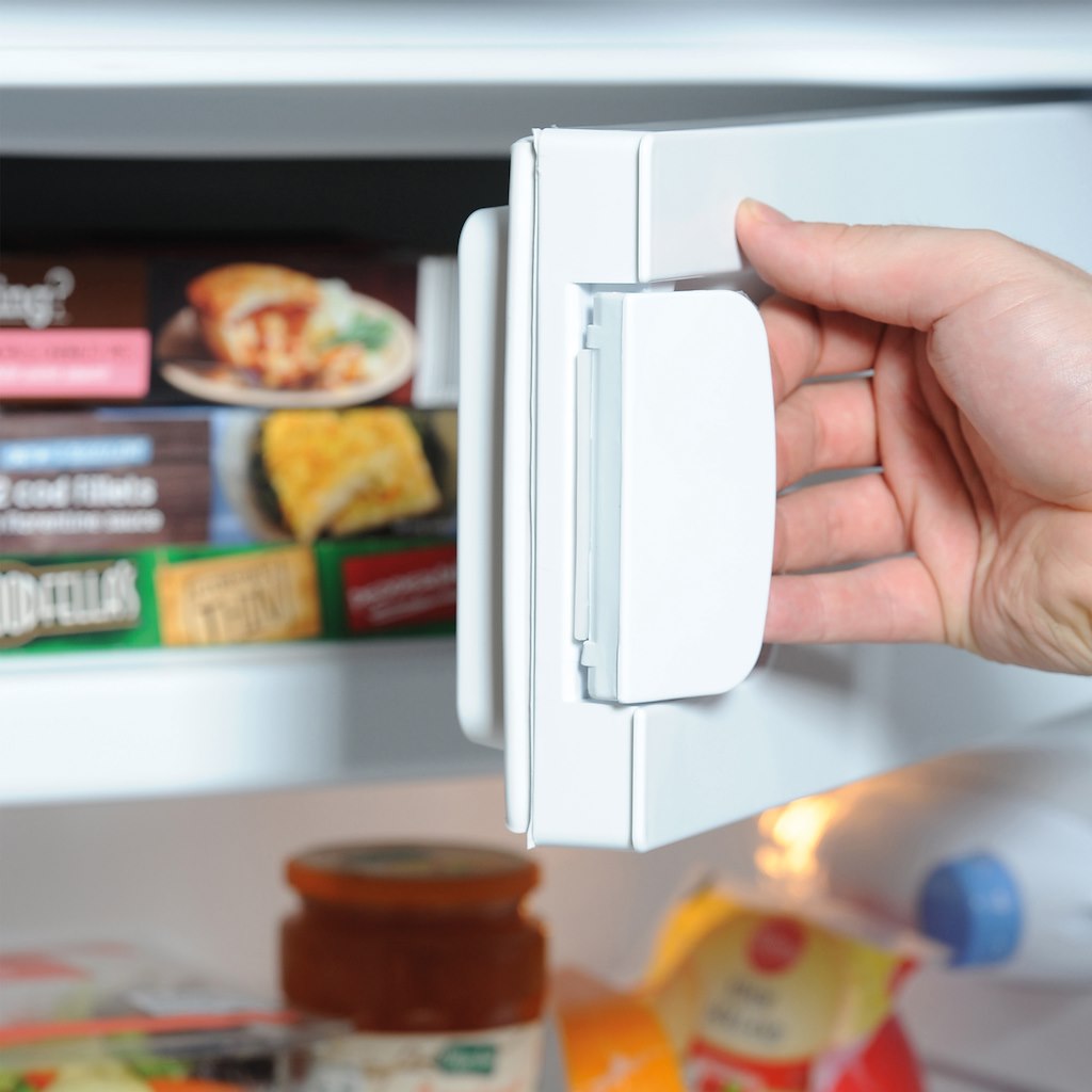 Statesman R155W 55cm Undercounter Fridge with 4* Ice Box