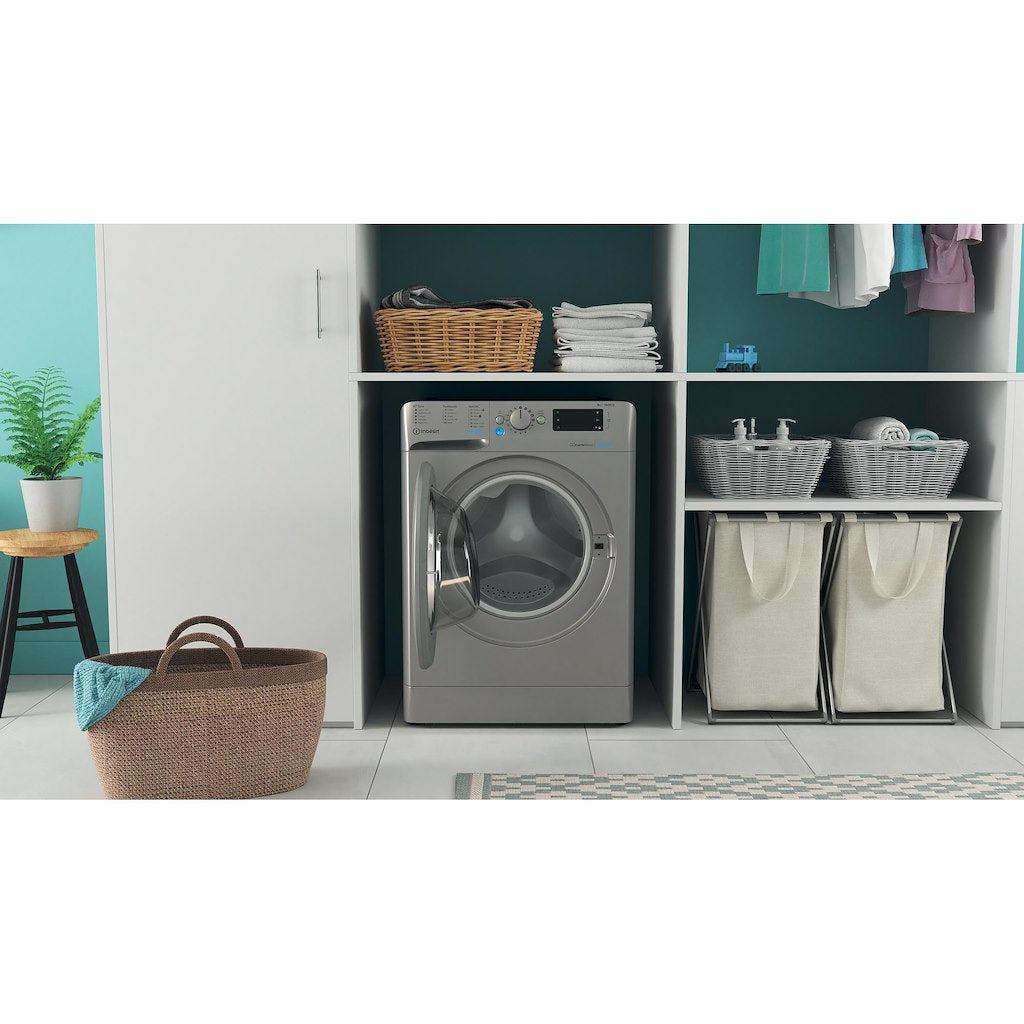Freestanding front loading washing machine: 9kg - BWE 91483X S UK N