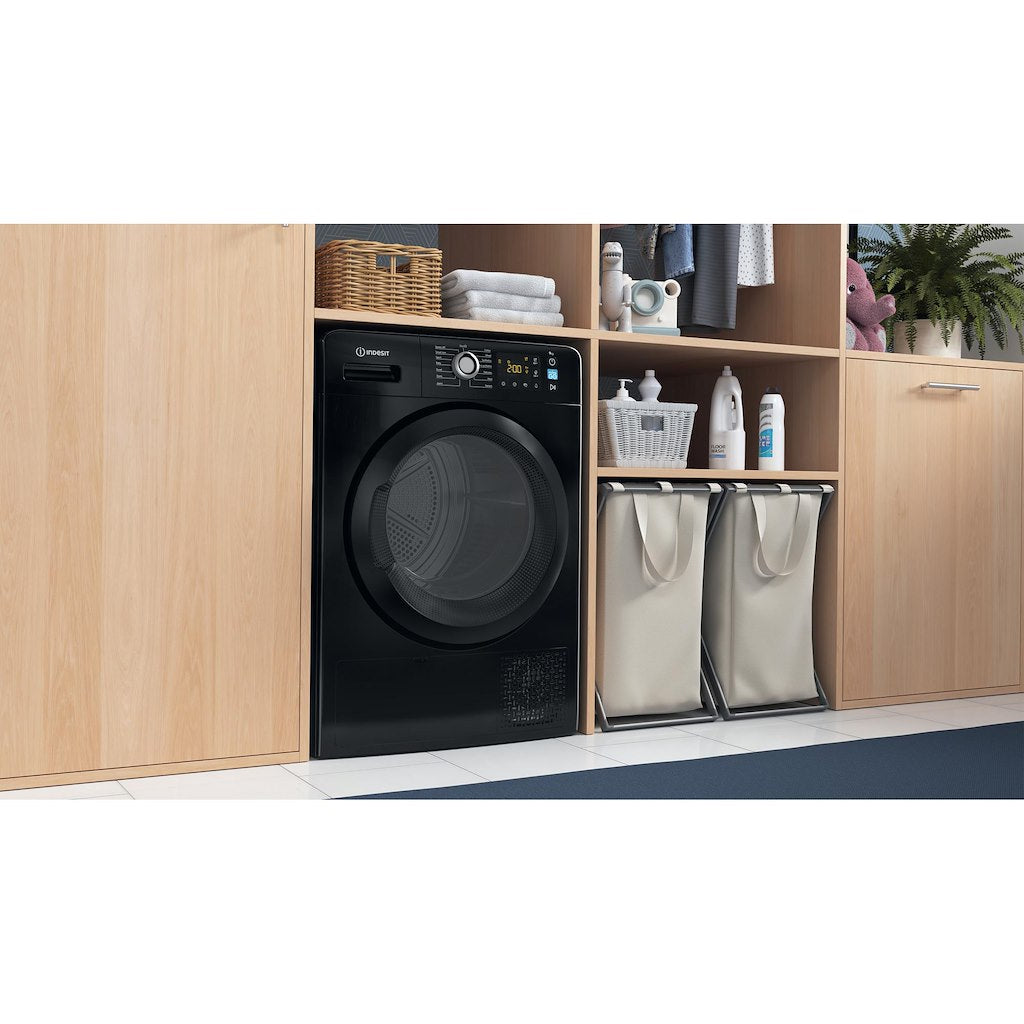 Indesit Heat Pump Tumble Dryer: Freestanding, 9,0kg - YT M11 92B X UK - Black