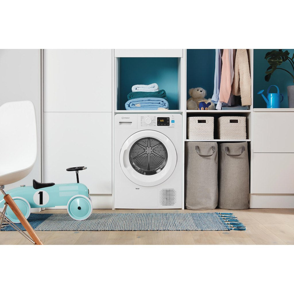 Heat pump tumble dryer: freestanding, 8,0kg - YT M11 83 X UK