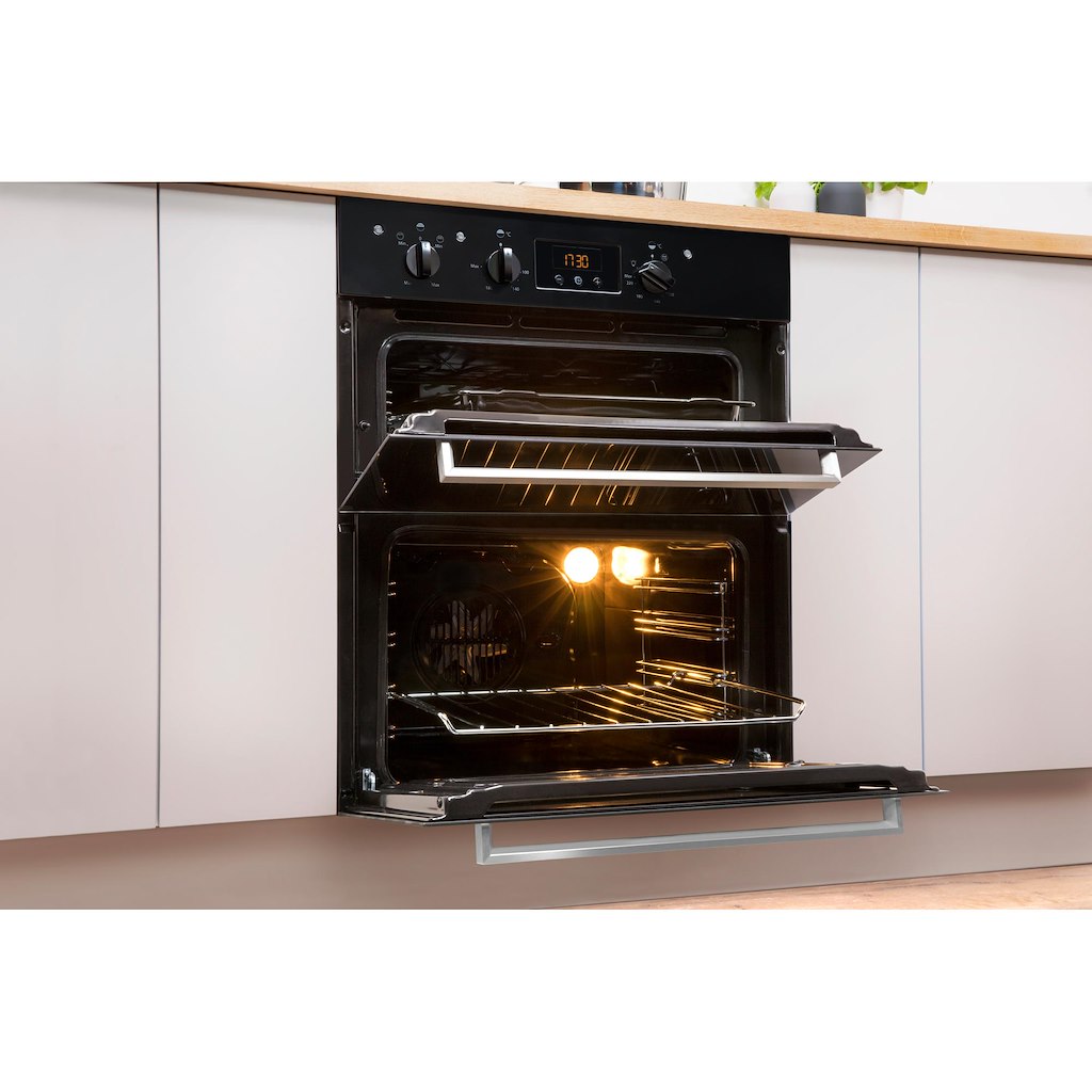 Double Oven - Digital Display - Black With Minute Minder, Defrost & Slowcook and Light In Main Cavity