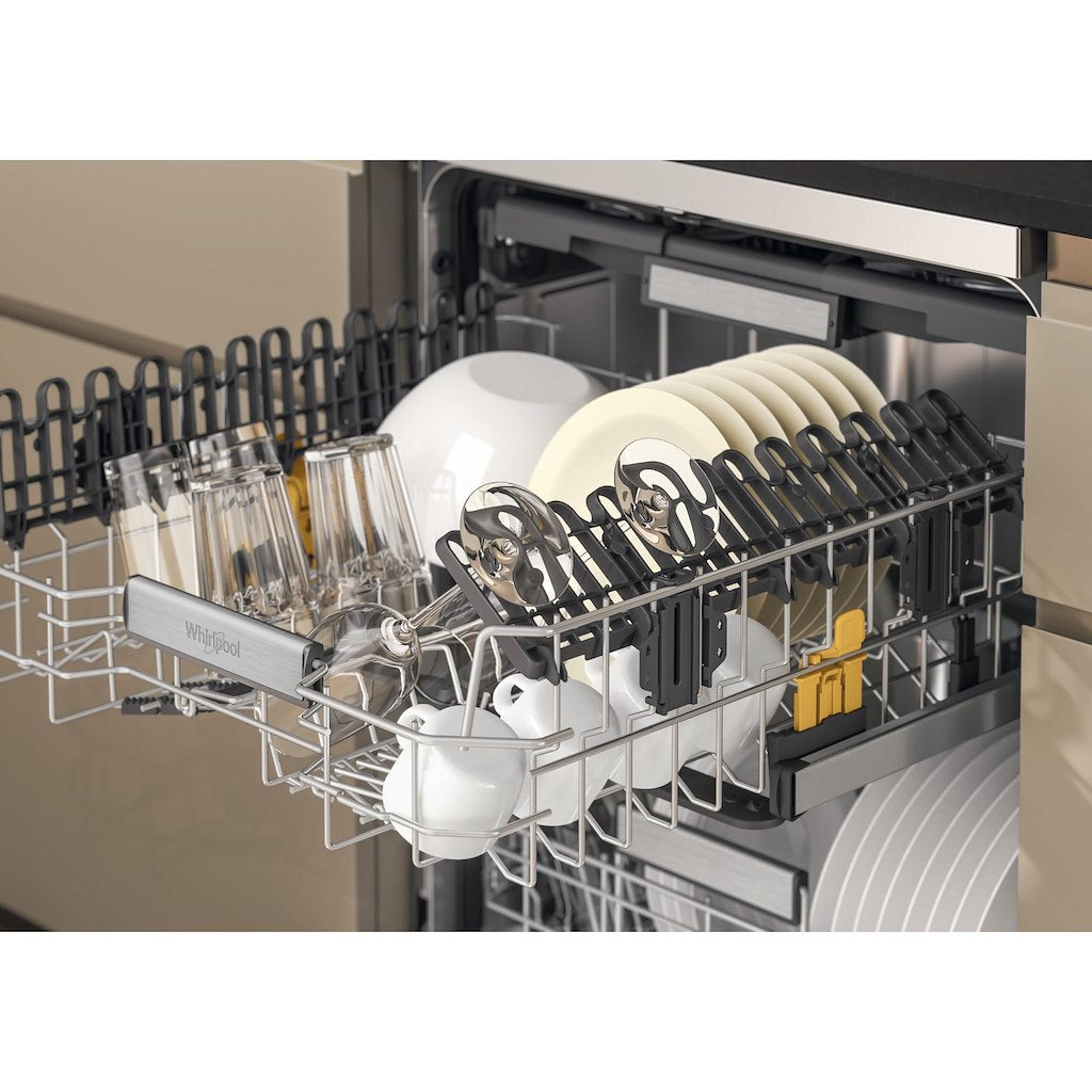 Whirlpool Freestanding MaxiSpace Dishwasher with Flexible 3rd Rack - 15 Place Setting - B Rated - W7F HS51 X UK