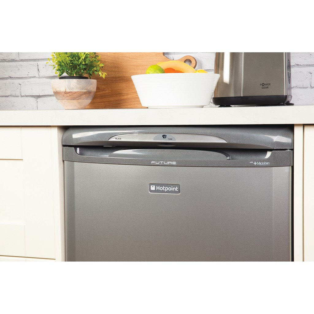 Hotpoint freestanding fridge