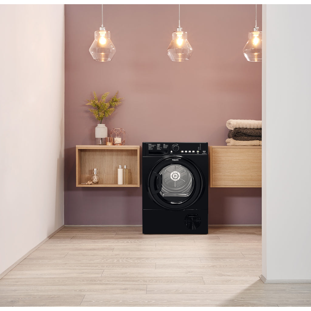 Hotpoint condenser tumble dryer: freestanding, 8,0kg