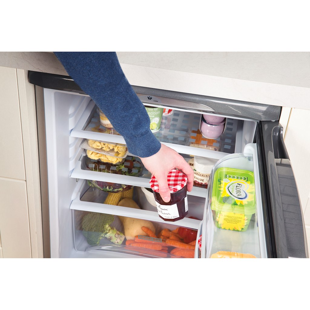 Hotpoint freestanding fridge