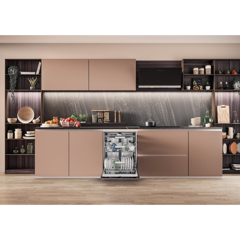 Hotpoint H7I HP42 L UK Built-In 15 Place Setting Dishwasher