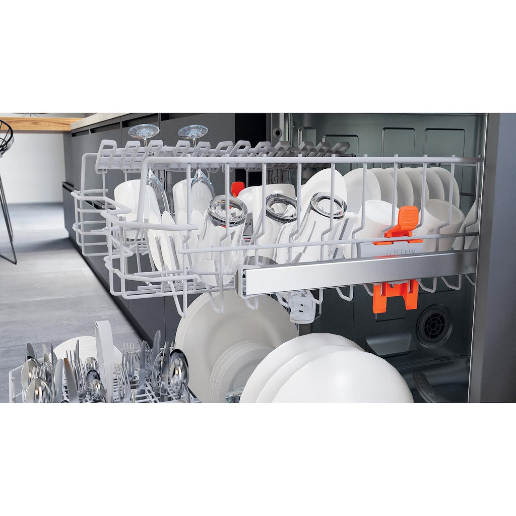 Hotpoint HFC 2B19 X UK N Dishwasher - Silver