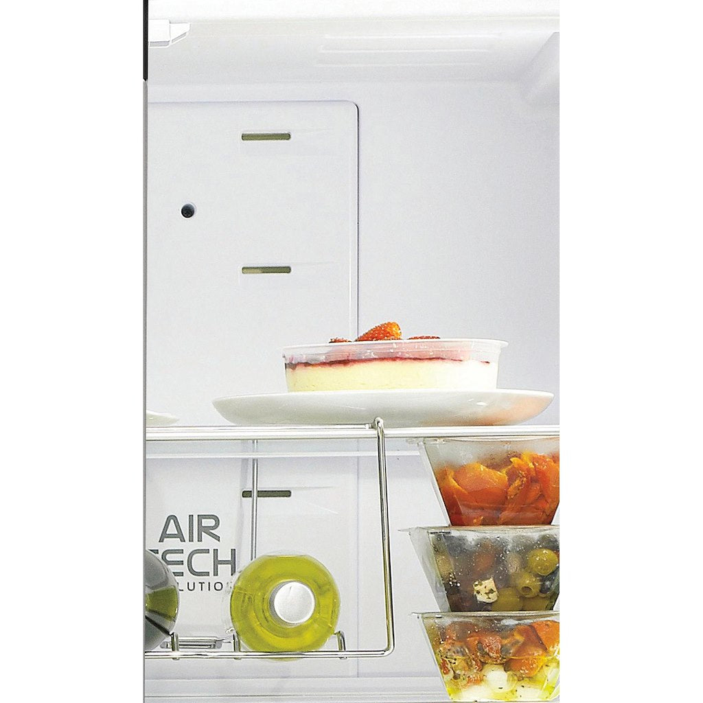 Hotpoint freestanding fridge freezer: frost free