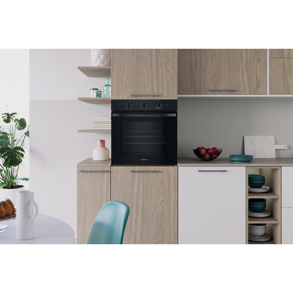 Single Static Oven - Eco Cleaning - Static Oven - 71L With 3 Dial With Timer And A Energy In Black