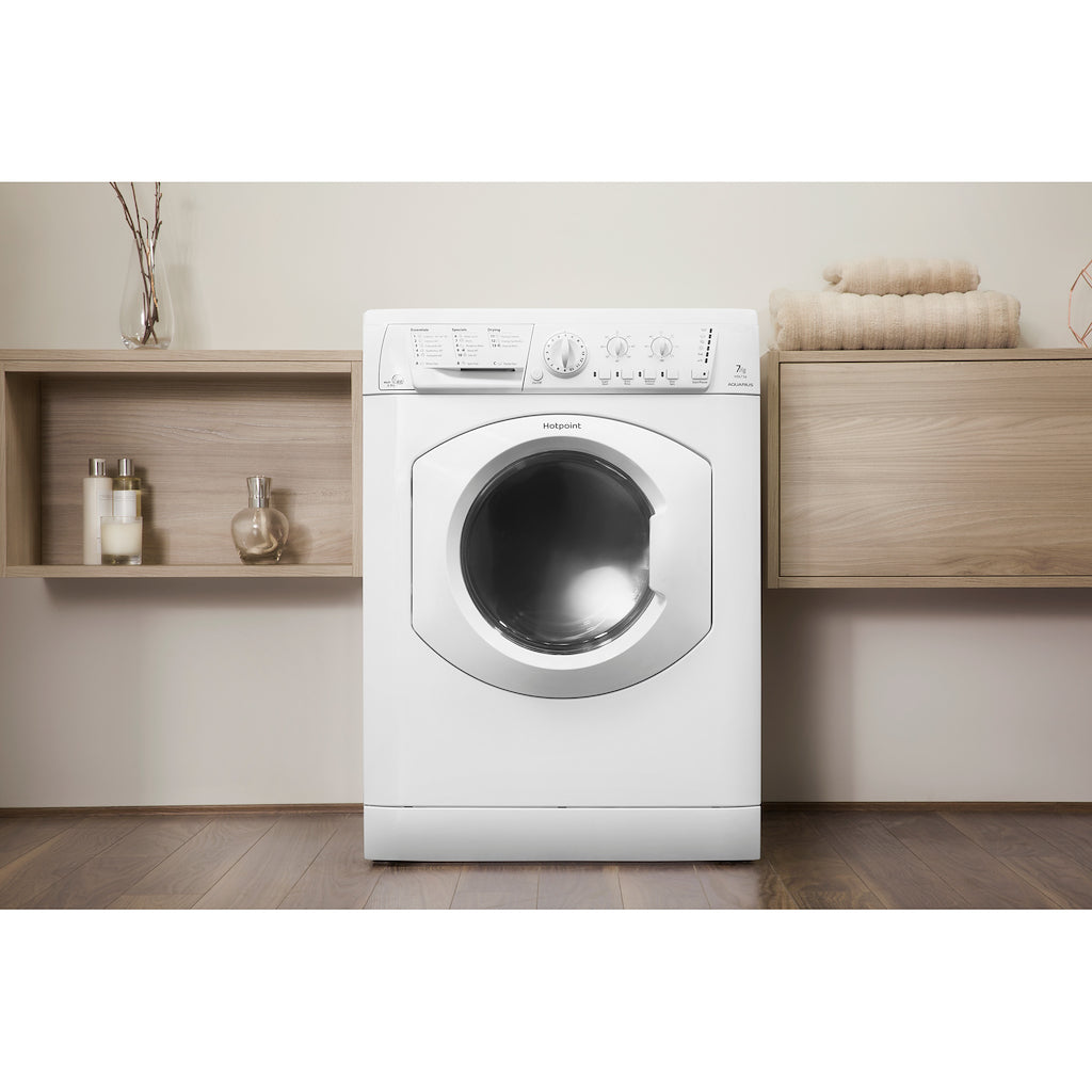 Hotpoint freestanding washer dryer: 7kg