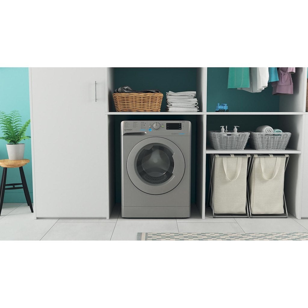 Freestanding front loading washing machine: 9kg - BWE 91483X S UK N