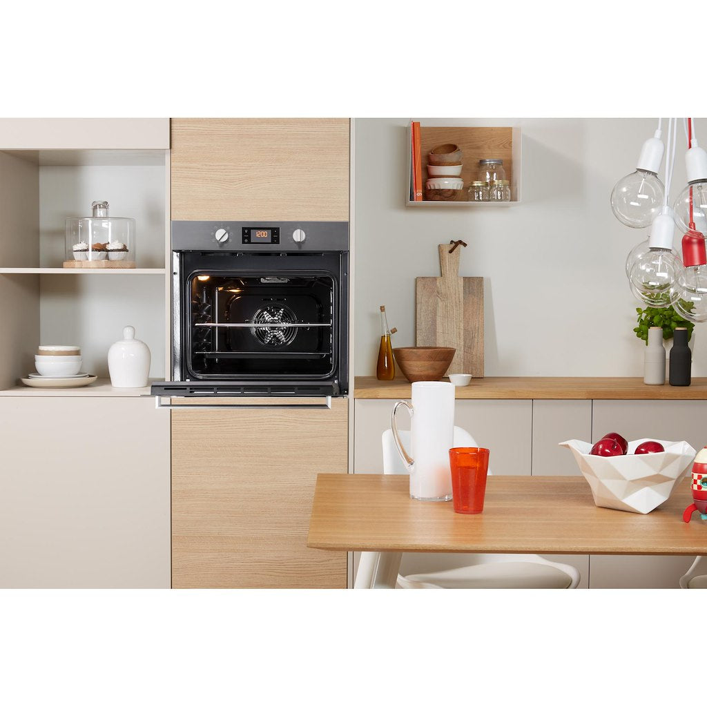 TURN&GO - Single Fan Oven - 66L - Digital Display - Stainless Steel With Click&Clean and Tilting Grill