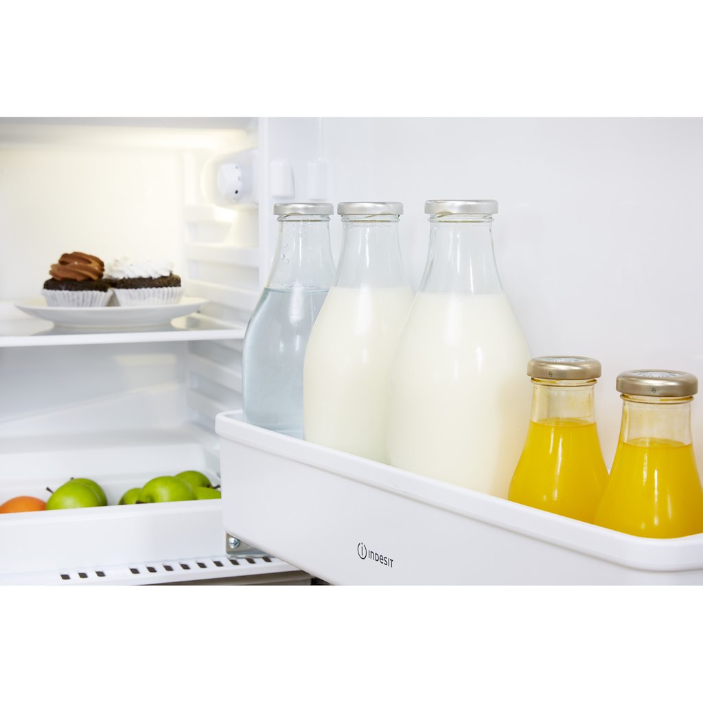 Integrated fridge