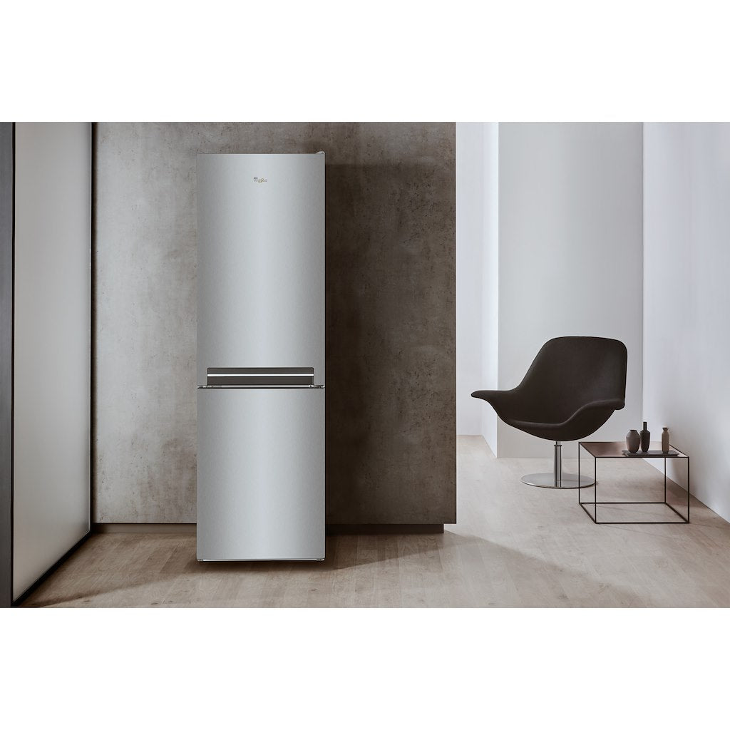 Whirlpool fridge freezer: frost free - BSNF 8101 OX