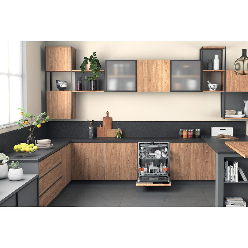 Hotpoint HIP 4O539 WLEGT UK Integrated Dishwasher