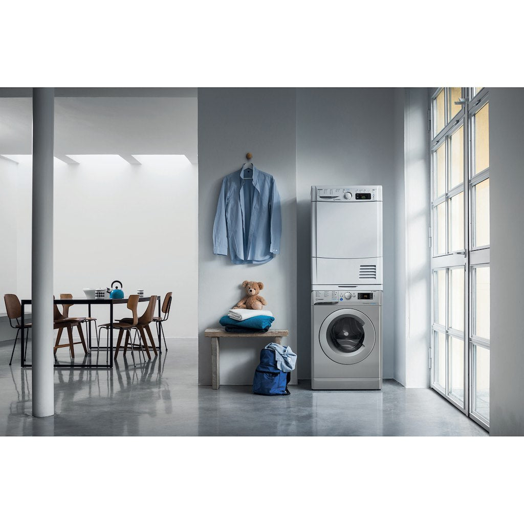 Freestanding front loading washing machine: 9kg - BWE 91483X S UK N