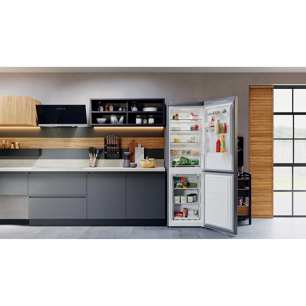 Hotpoint H5X 82O SX Fridge Freezer - Satin Stainless Steel