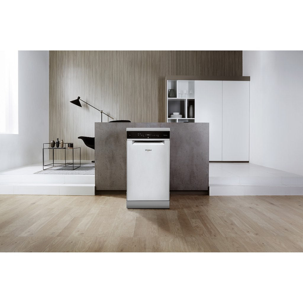 Whirlpool Dishwasher: in Stainless Steel, Slimline - WSFO 3T223 PC X UK