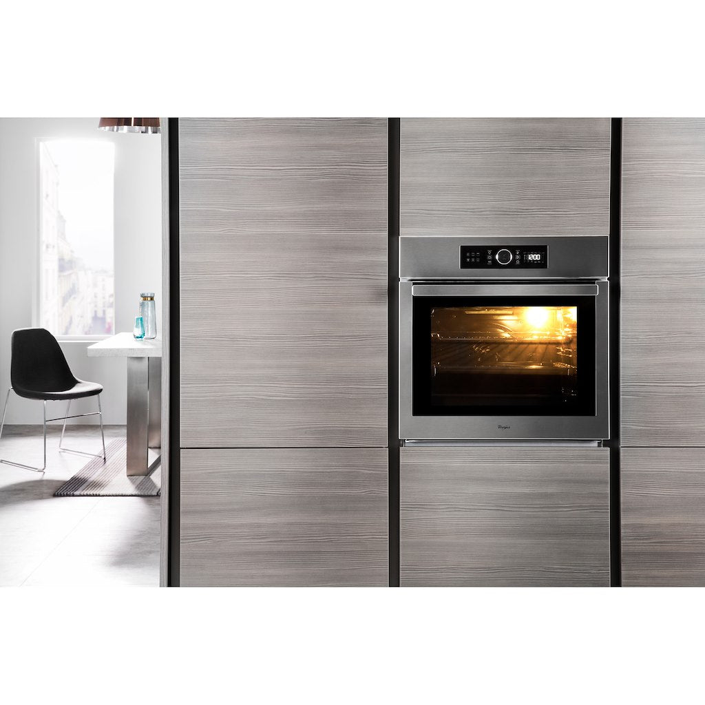 Whirlpool built in electric oven: in Stainless Steel - AKZ 6230 IX