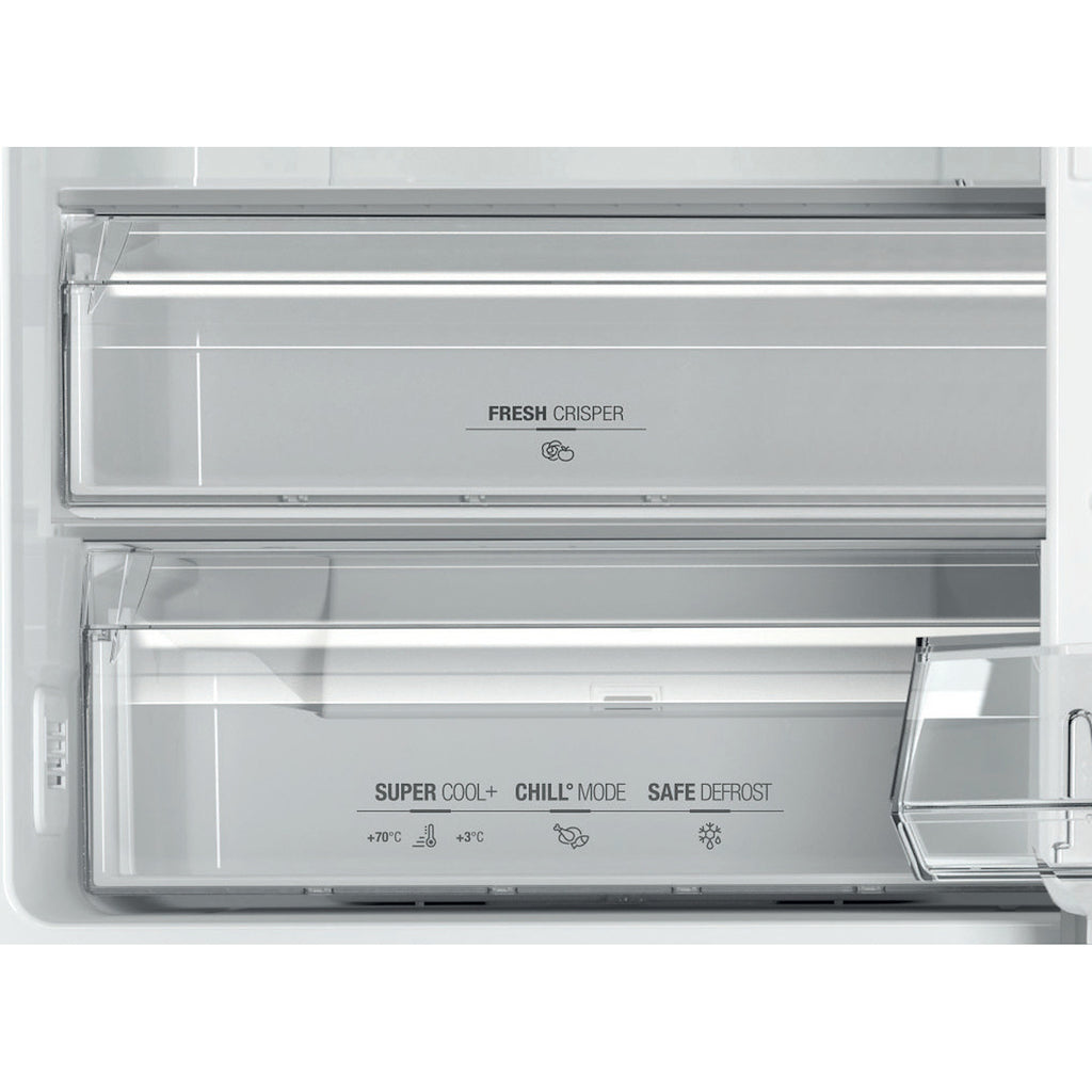 Hotpoint freestanding fridge freezer: frost free