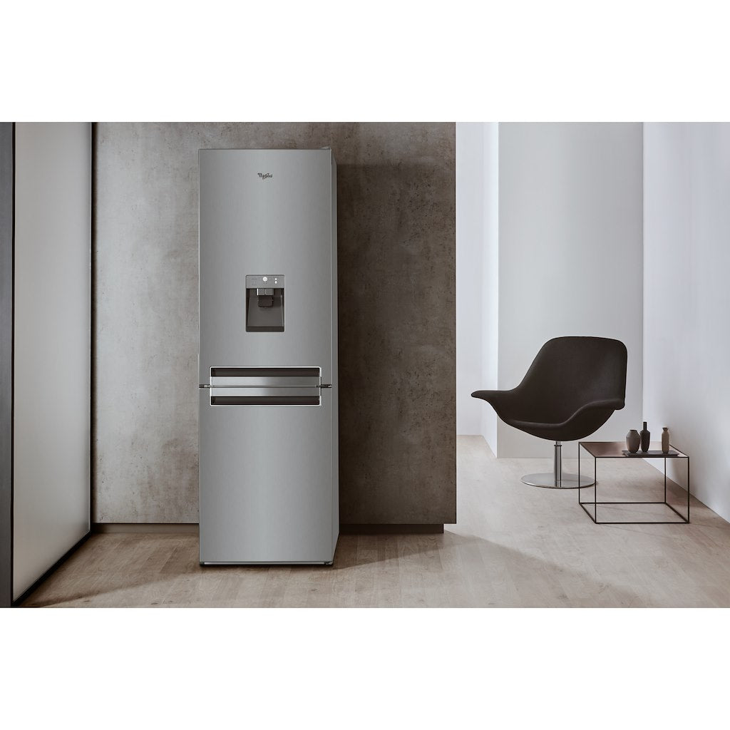 Whirlpool fridge freezer: frost free - BSNF 8451 OX AQUA.1