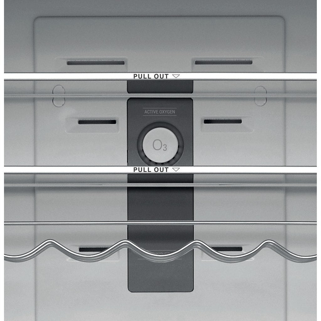 Hotpoint freestanding fridge freezer: frost free