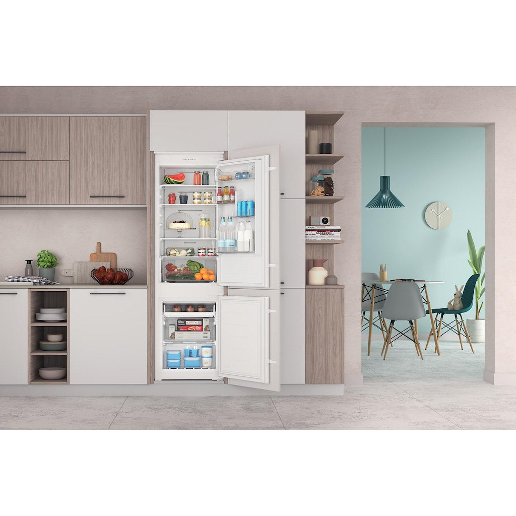 Built in fridge freezer - INC18 T111 UK