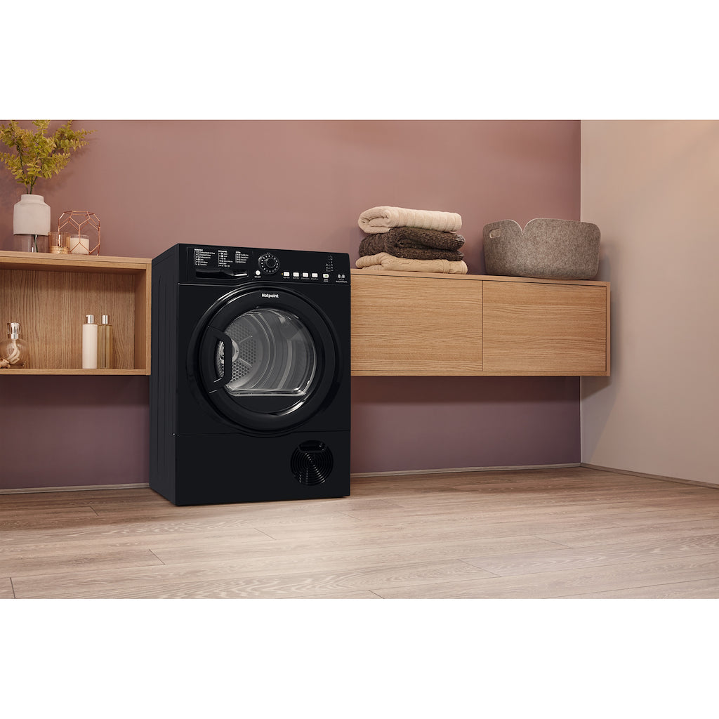 Hotpoint condenser tumble dryer: freestanding, 8,0kg