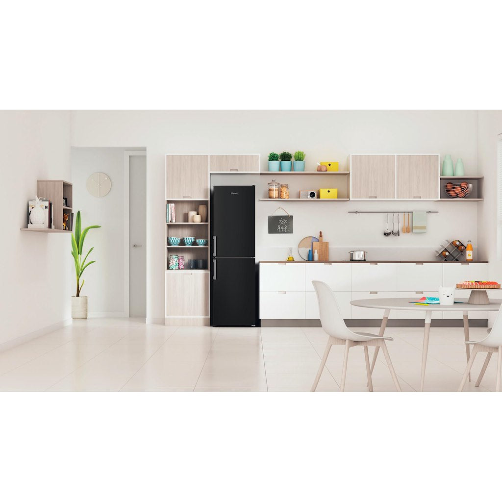 Low Frost 60/40 Fridge Freezer - Black - 54CM - 286L