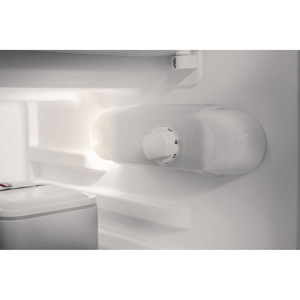 Integrated fridge