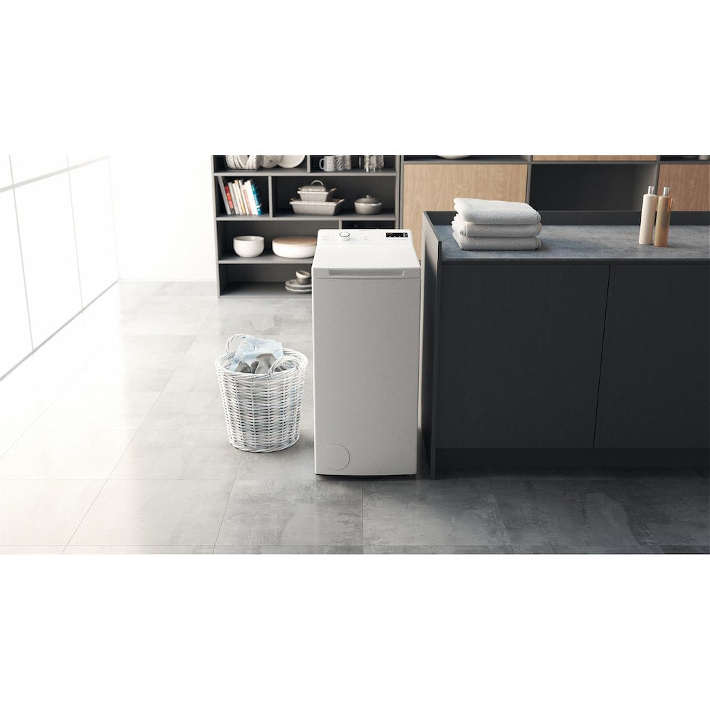 Hotpoint AntiStain Washing Machine - White - 7kg - 1200 RPM - E Rated - WMTF 722U UK N
