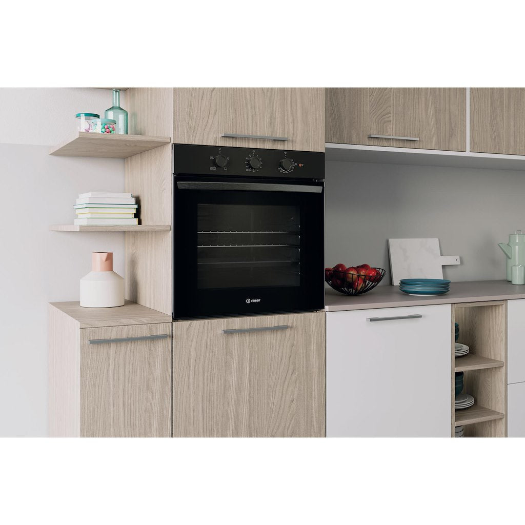 Single Static Oven - Eco Cleaning - Static Oven - 71L With 3 Dial With Timer And A Energy In Black