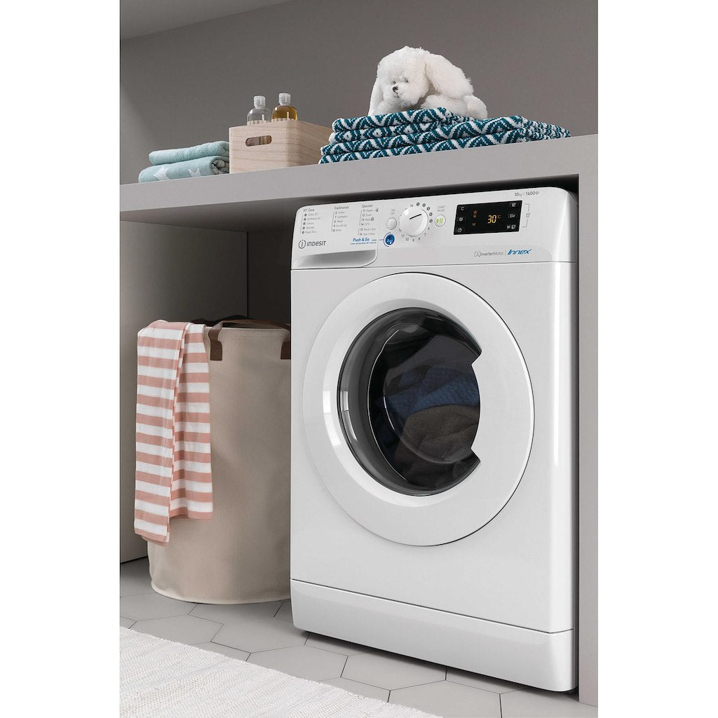 Freestanding front loading washing machine - BWE 91496X W UK N