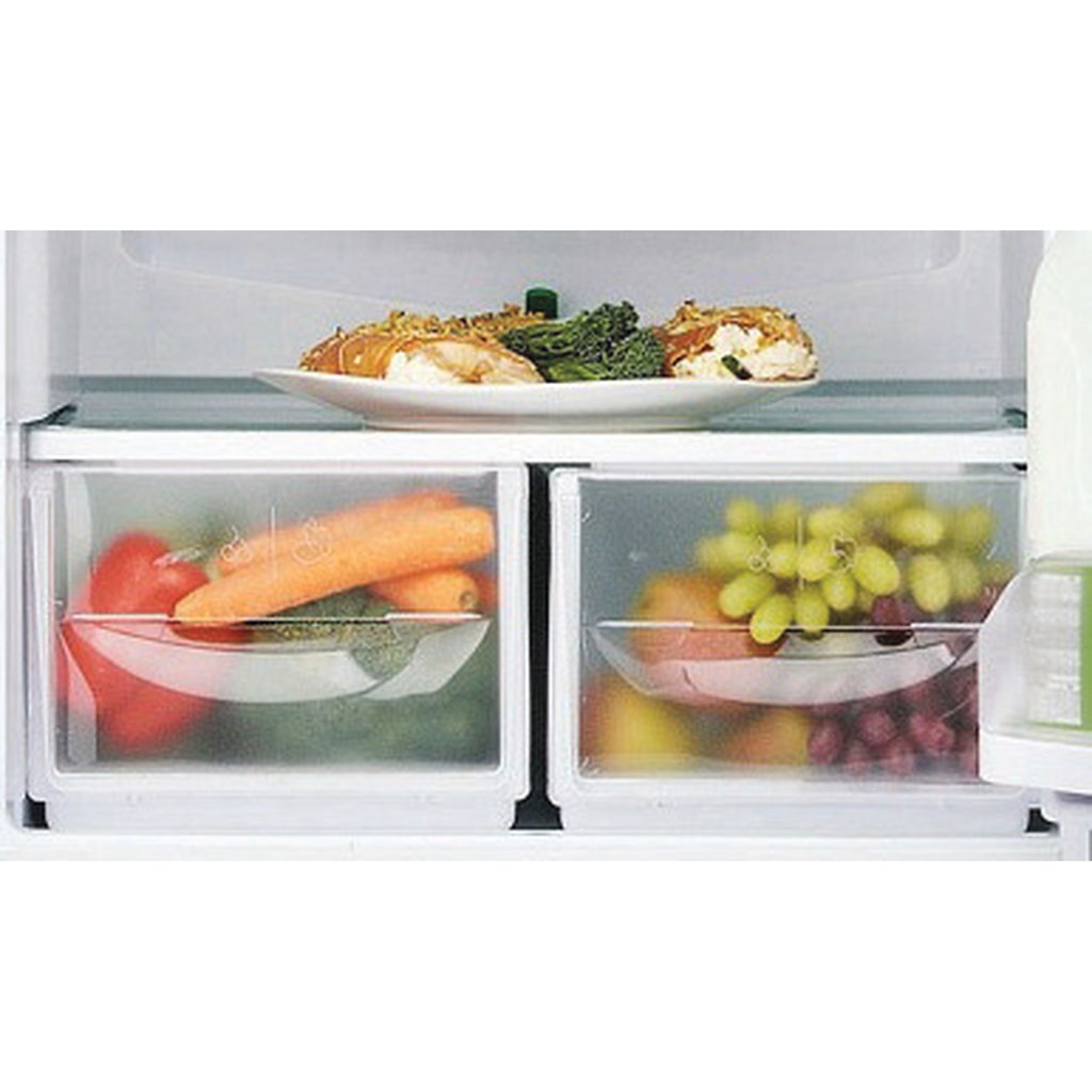 Whirlpool fridge: in White - ARC 104/1/A+.1